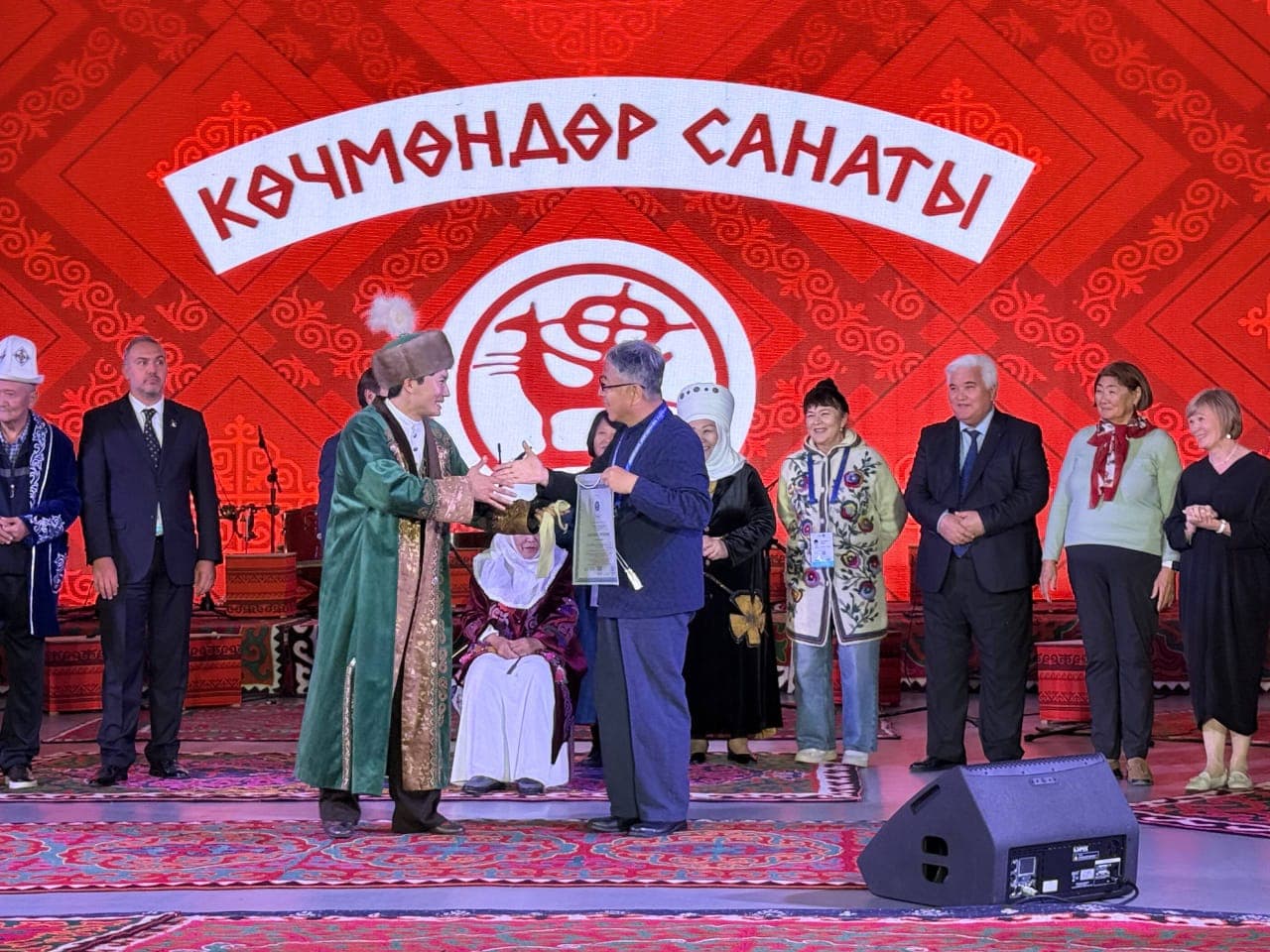 «КӨЧМӨНДӨР САНАТЫ» ЭЛ АРАЛЫК САЛТТУУ МУЗЫКА ФЕСТИВАЛЫНЫН ЖЕҢҮҮЧҮЛӨРҮ СЫЙЛАНДЫ — 5